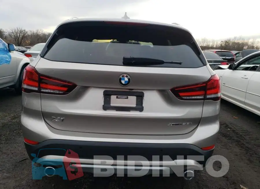 WBXJG9C09M5S97944 Photo# 6