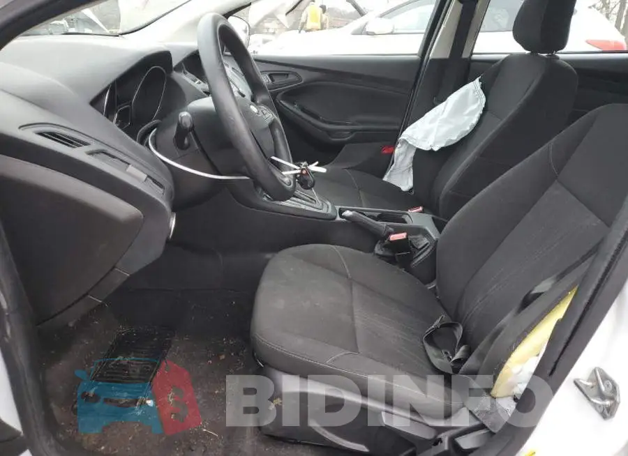 1FADP3E27HL285322 Photo# 7