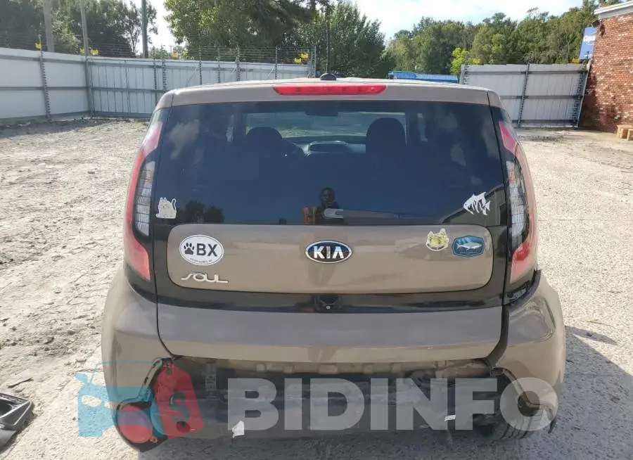 KNDJN2A28F7133252 Photo# 6