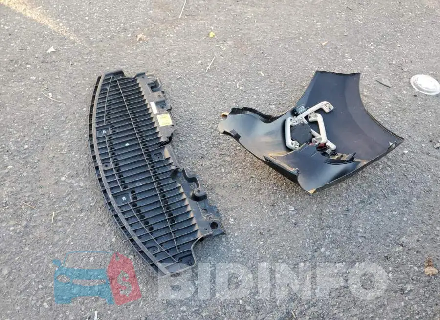 2T1BURHE4FC337299 Photo# 12