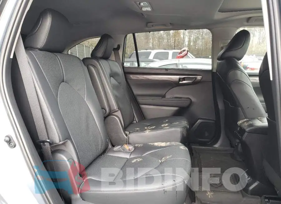 5TDXBRCH4PS598079 Photo# 11