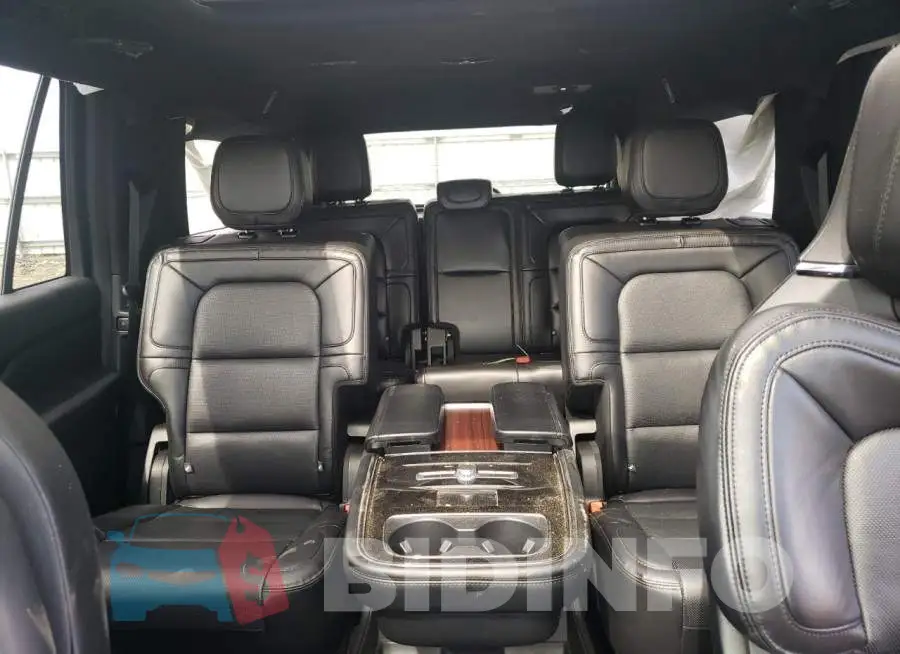 5LMJJ3LT5MEL17282 Photo# 10