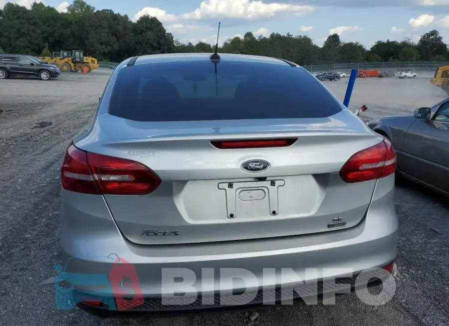 1FADP3FE3HL257526 Photo# 6