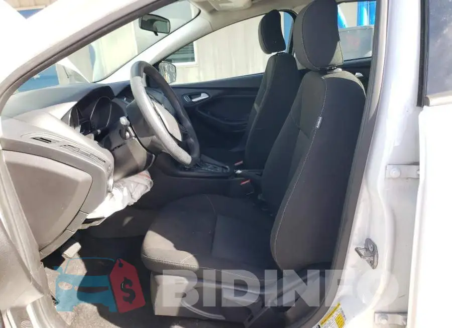 1FADP3K2XHL317541 Photo# 7