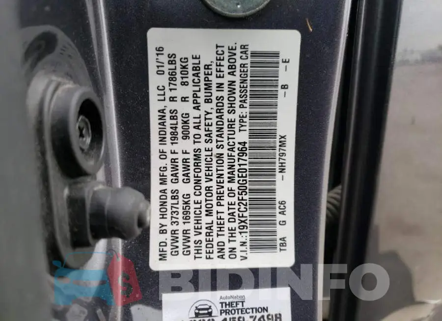 19XFC2F50GE017964 Photo# 12