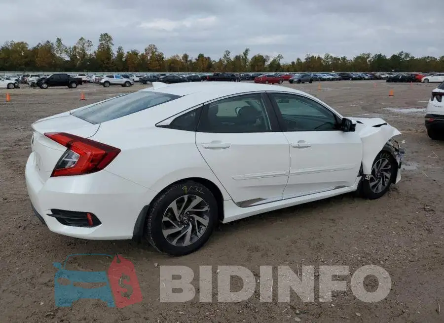 19XFC2F70HE054418 Photo# 3
