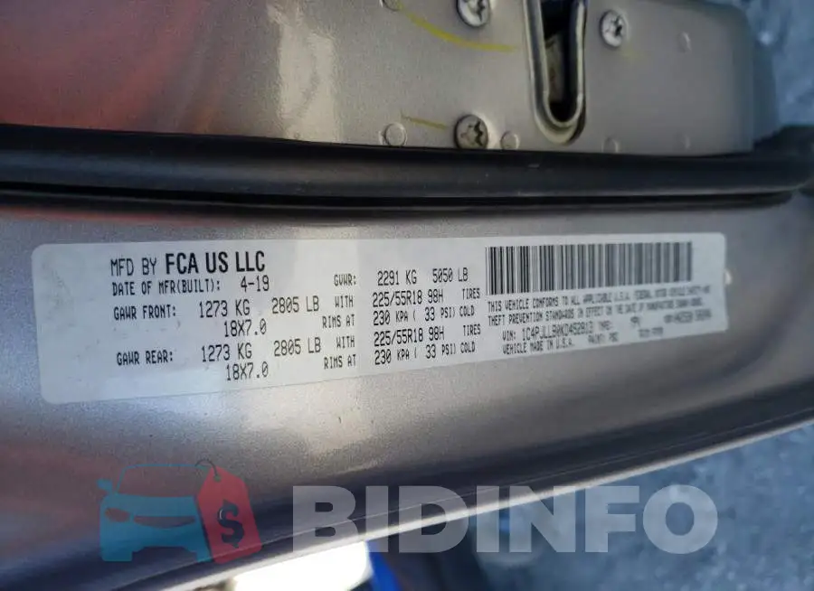 1C4PJLLB0KD452813 Photo# 13