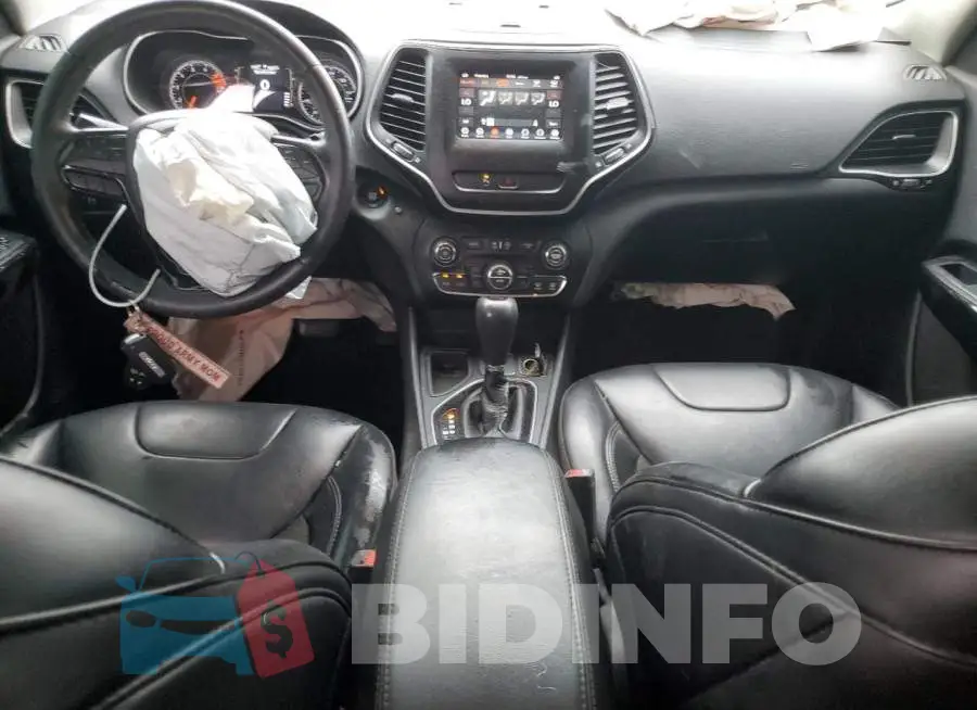 1C4PJLLX8KD403743 Photo# 8