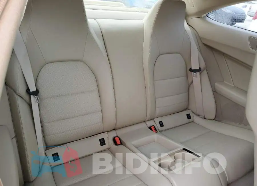 WDDGJ4HB6FG439623 Photo# 10