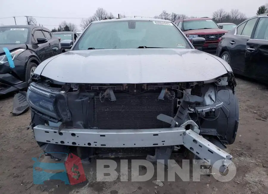 2C3CDXBG2FH840018 Photo# 5