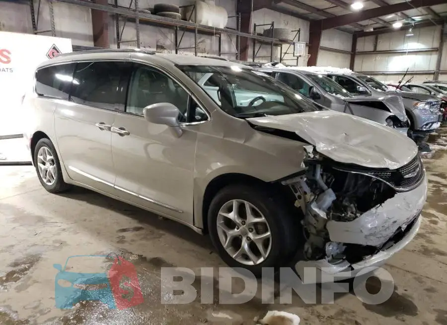 2C4RC1EG6HR585548 Photo# 4