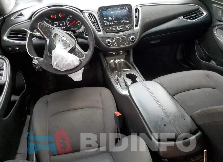 1G1ZD5ST9KF105189 Photo# 8
