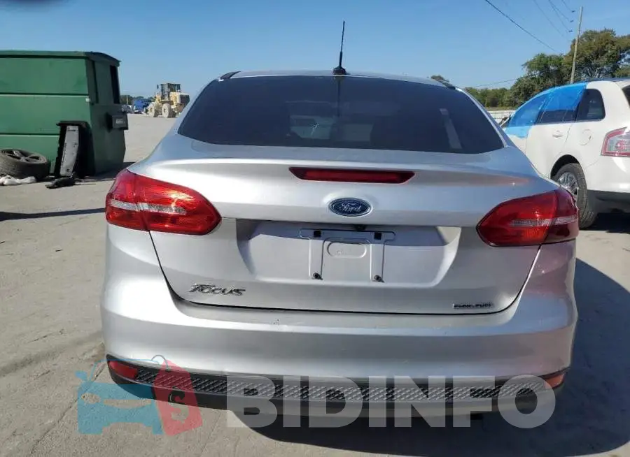 1FADP3E23GL212494 Photo# 6