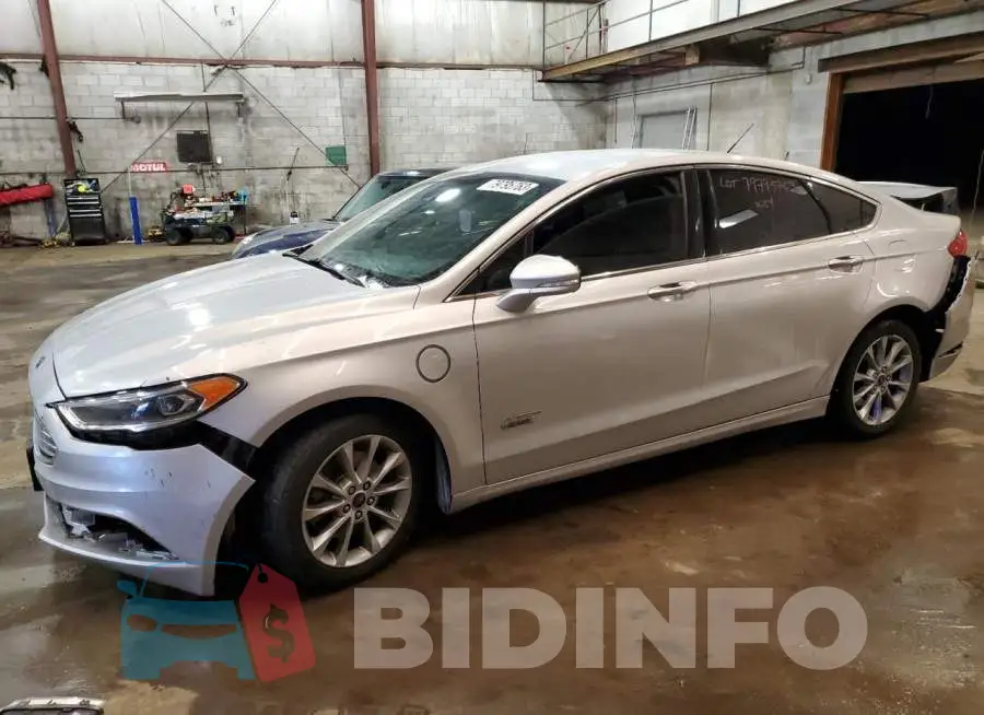 3FA6P0PUXHR337792 Photo# 1