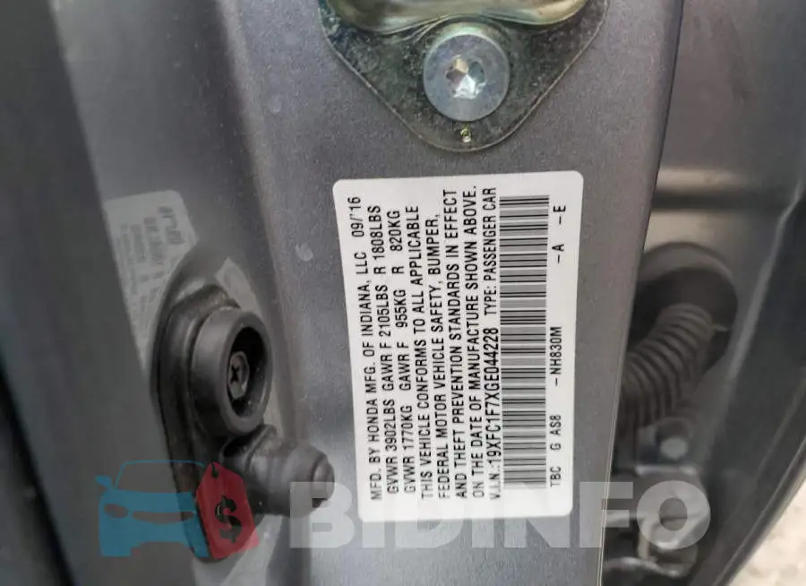 19XFC1F7XGE044228 Photo# 12
