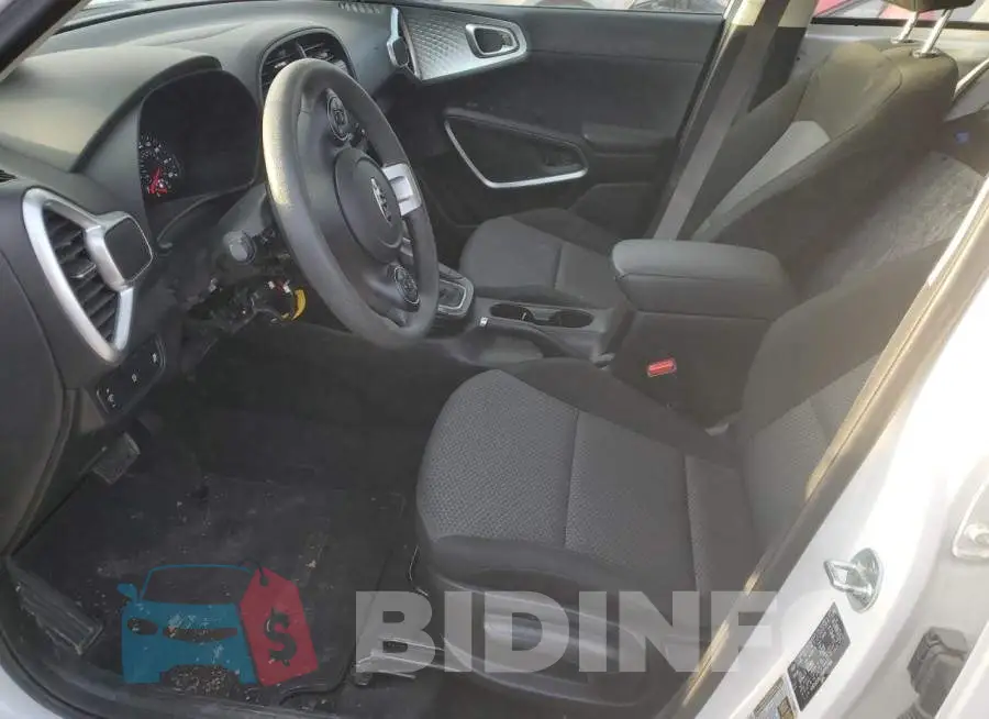 KNDJ23AUXM7757986 Photo# 7