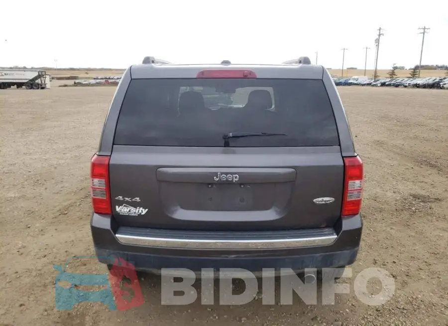 1C4NJRAB4GD510619 Photo# 6