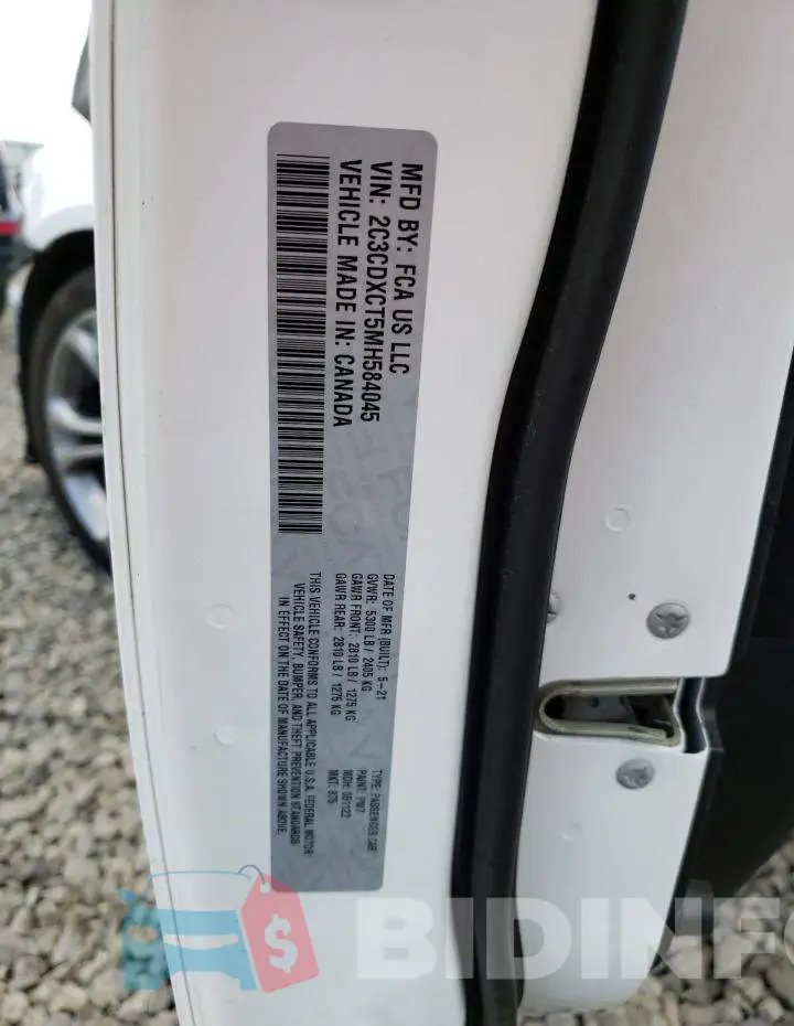 2C3CDXCT5MH584045 Photo# 13