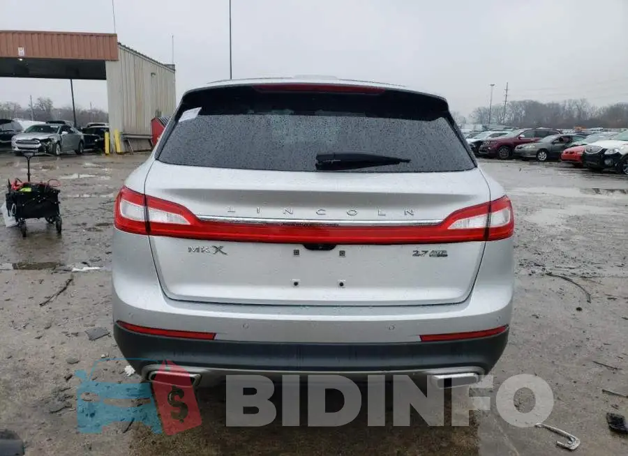2LMTJ8LP5GBL70399 Photo# 6