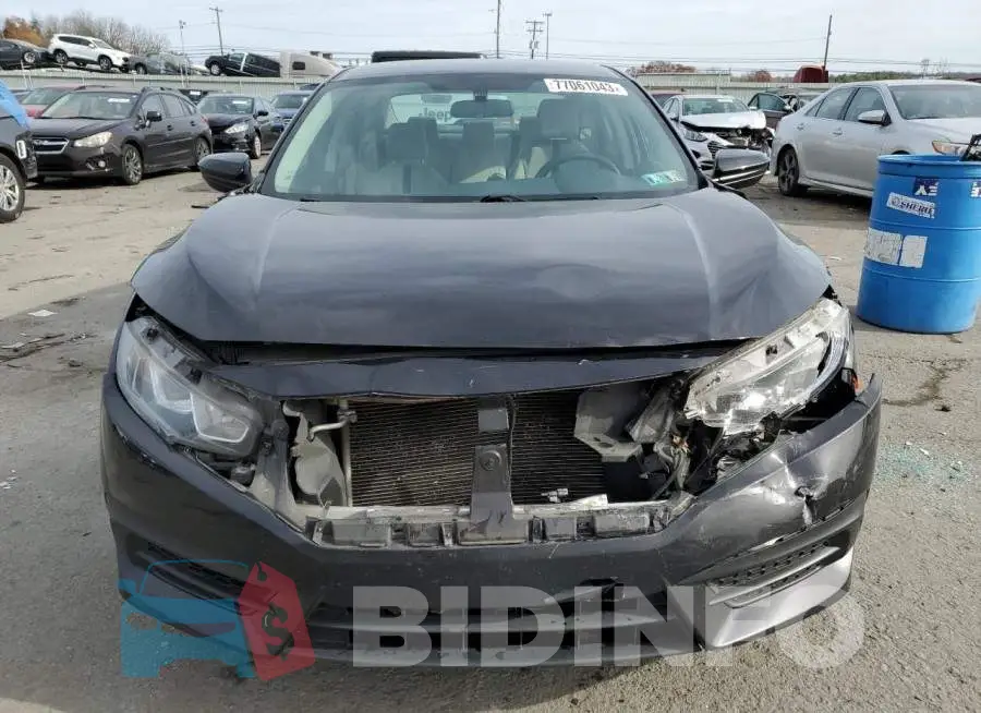 19XFC2F56HE038576 Photo# 5
