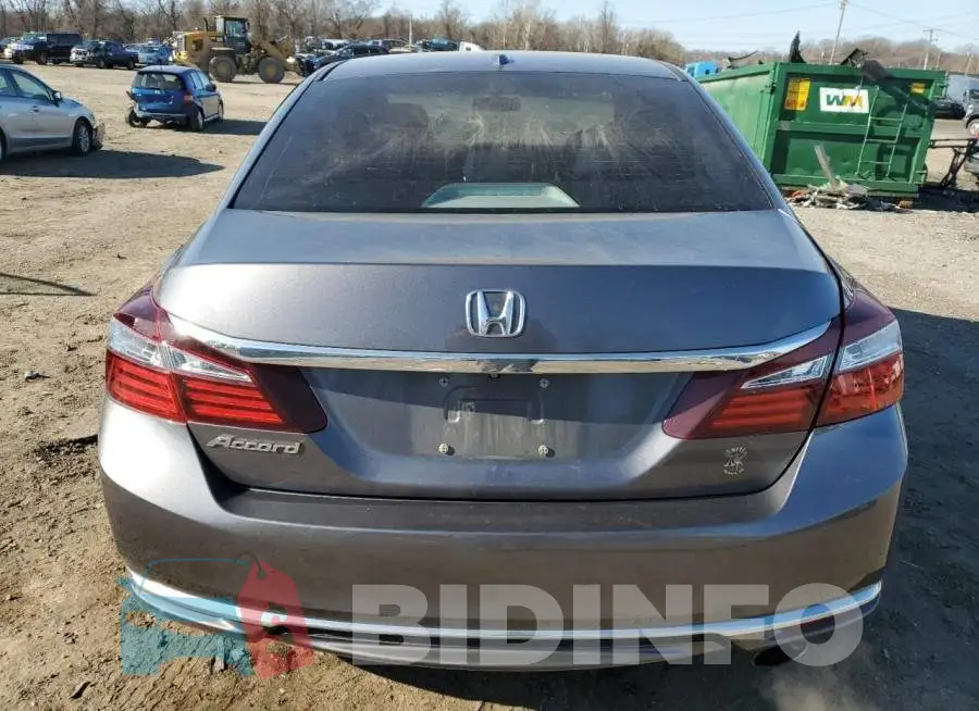 1HGCR2F70HA263552 Photo# 6