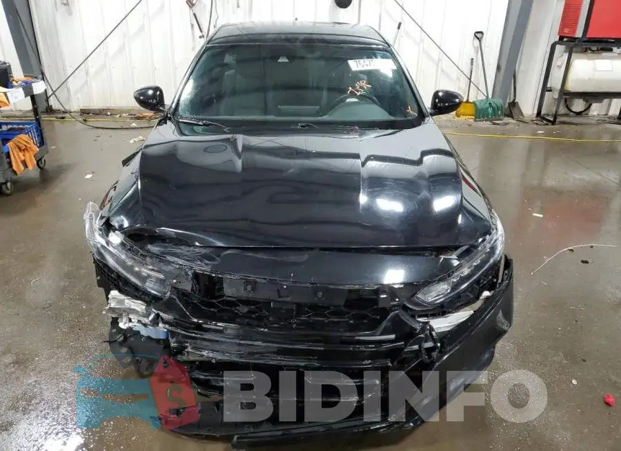 1HGCV1F32JA048263 Photo# 5