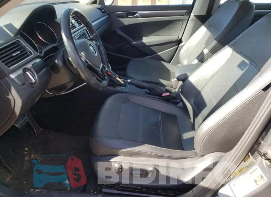 1VWDT7A35HC031519 Photo# 7