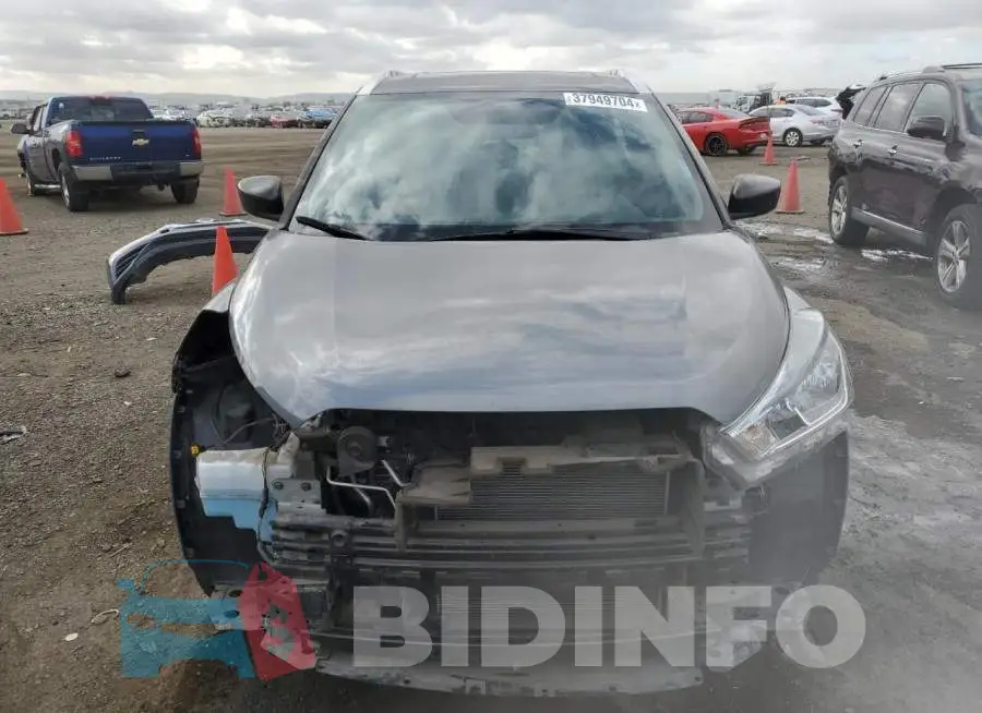 3N1CP5CU3KL531836 Photo# 5