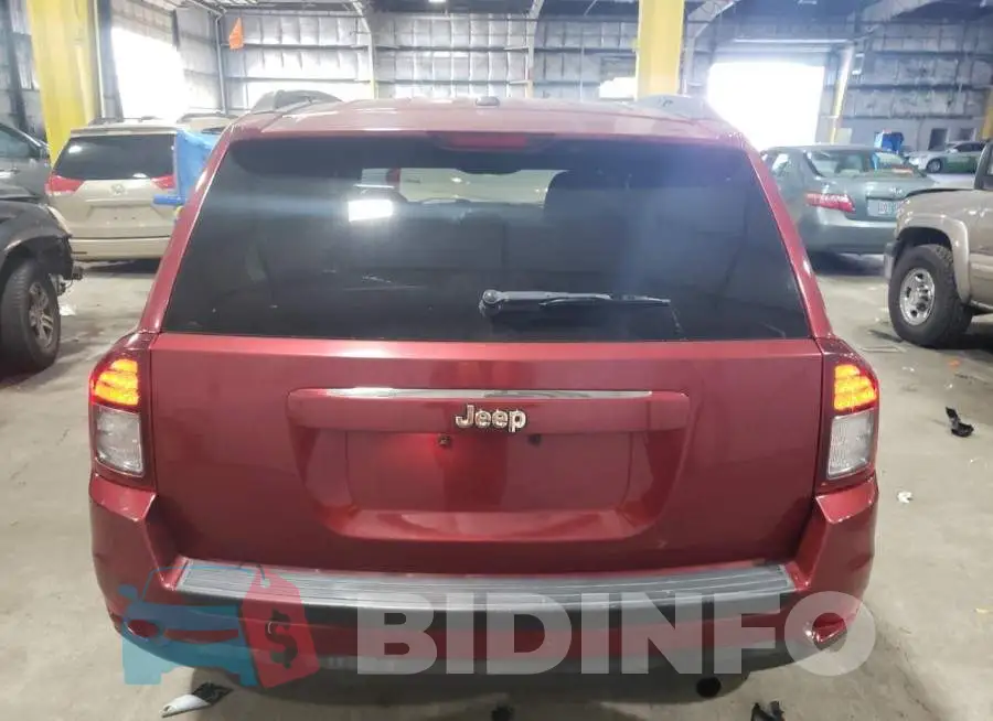 1C4NJCBA6GD525321 Photo# 6