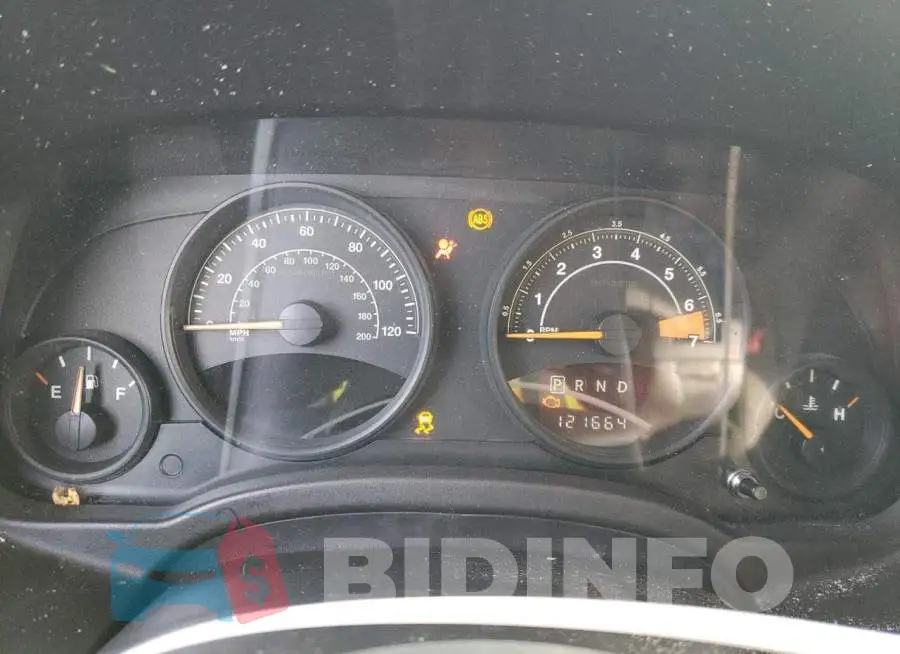 1C4NJPBB9FD157957 Photo# 9
