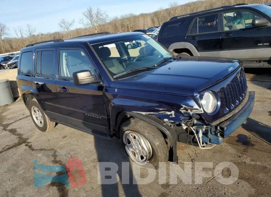 1C4NJRBBXGD683012 Photo# 4
