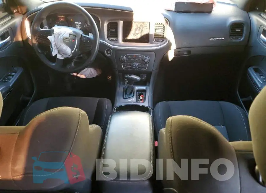 2C3CDXHG4NH183387 Photo# 8