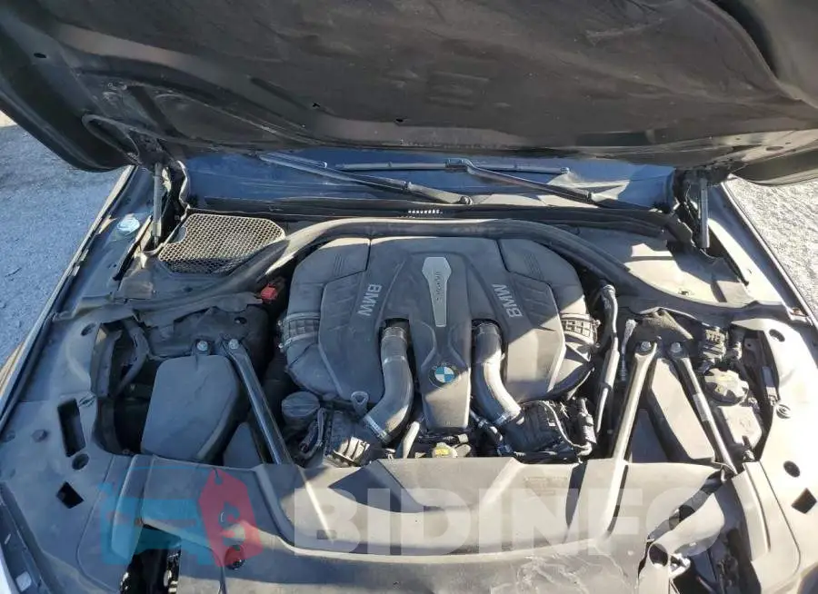 WBA7F2C5XJG424601 Photo# 11