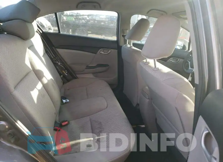 19XFB2F50FE004780 Photo# 10