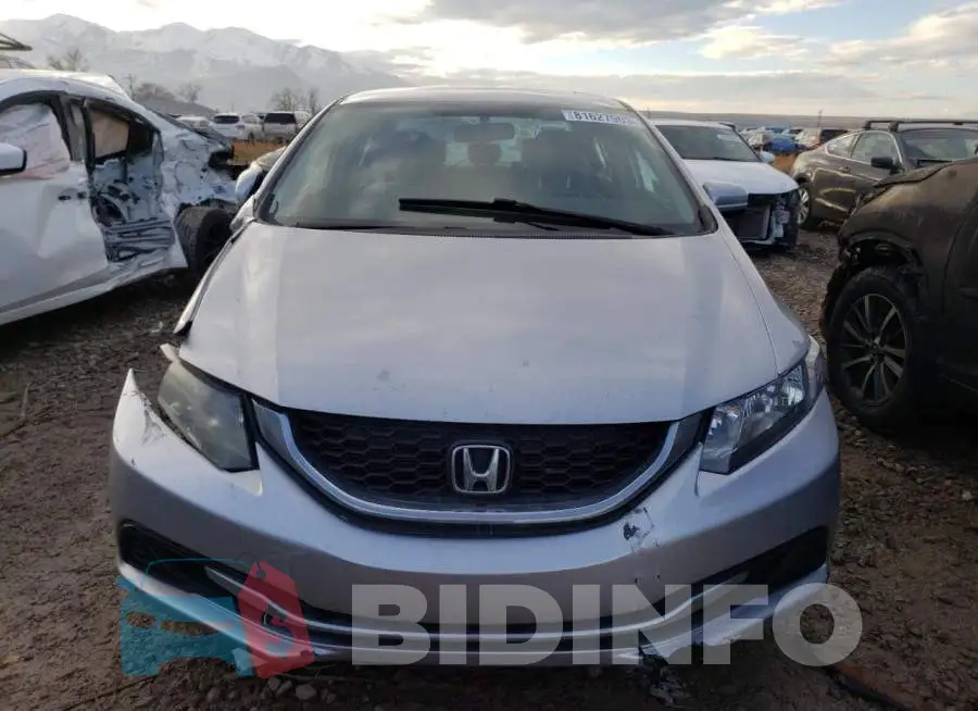 19XFB2F57FE092243 Photo# 5