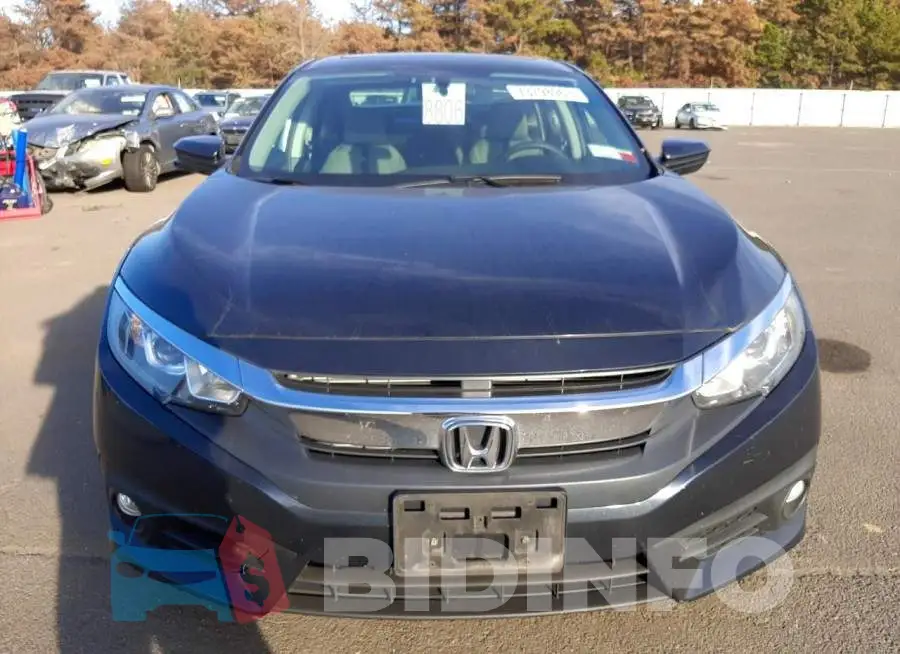 19XFC1F36HE205012 Photo# 5
