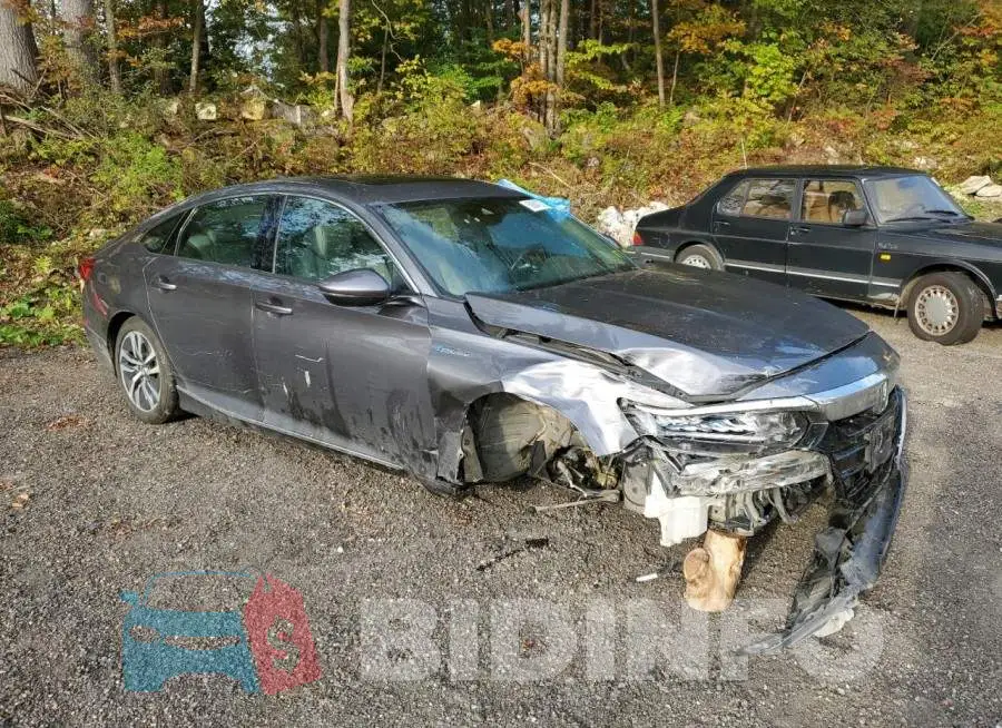 1HGCV3F62JA006973 Photo# 4