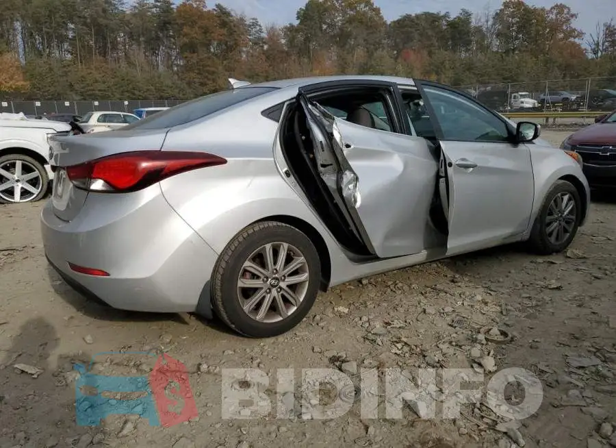 5NPDH4AE0GH715529 Photo# 3