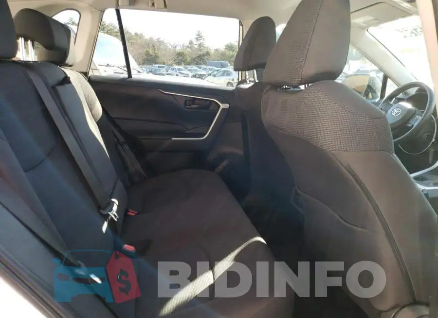 2T3F1RFV8PC360042 Photo# 11