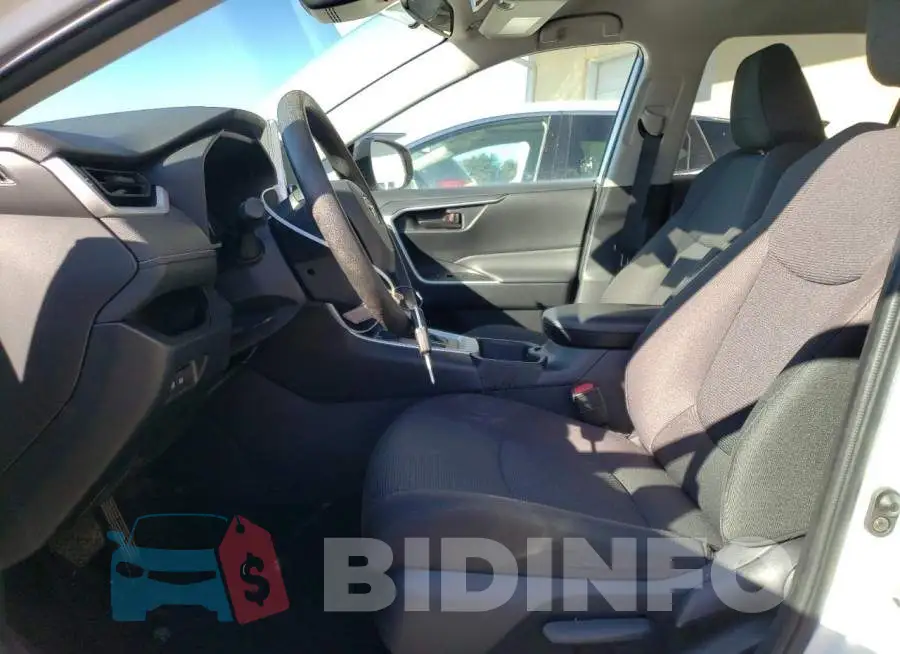 2T3F1RFV8PC360042 Photo# 7