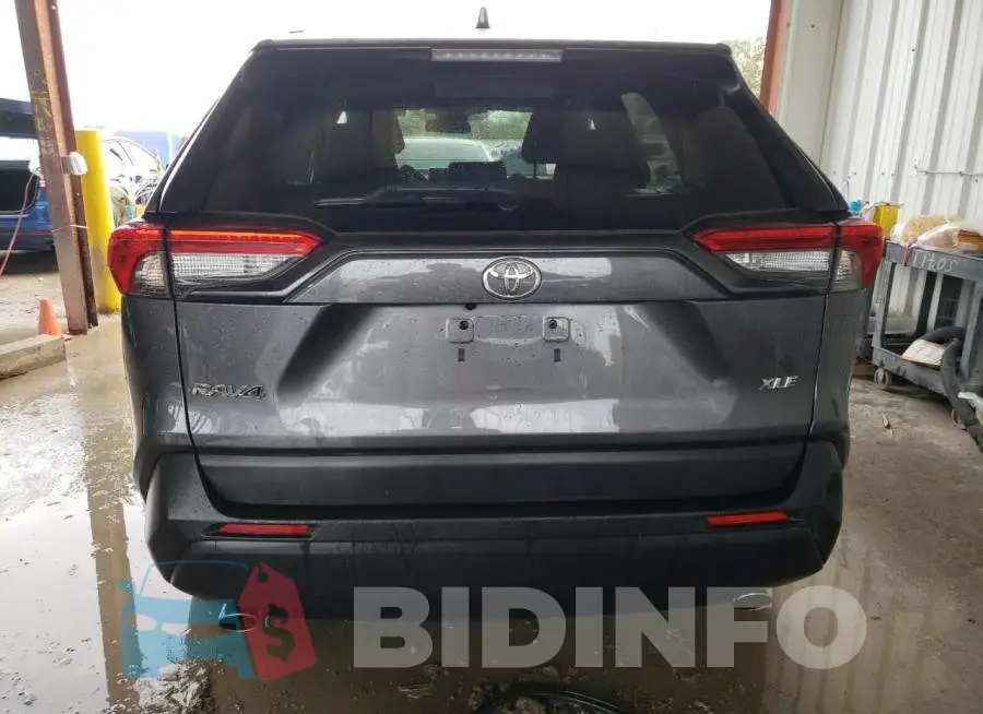 2T3W1RFV2MC165906 Photo# 6