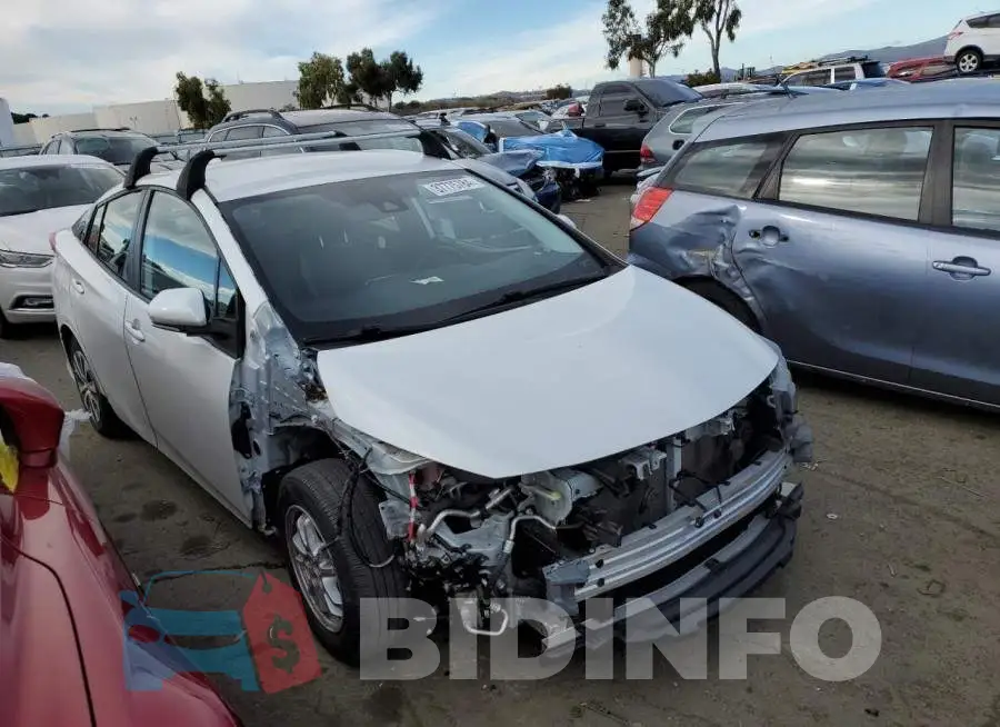 JTDKAMFP1M3183186 Photo# 4