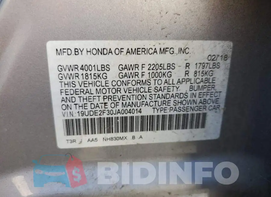 19UDE2F30JA004014 Photo# 13