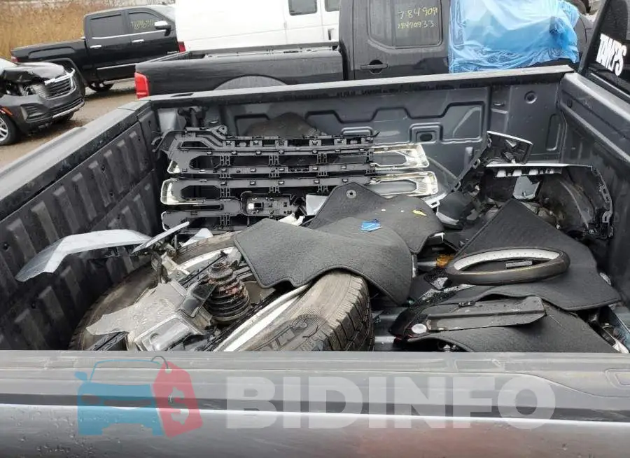 3GTU9DED0LG412283 Photo# 12