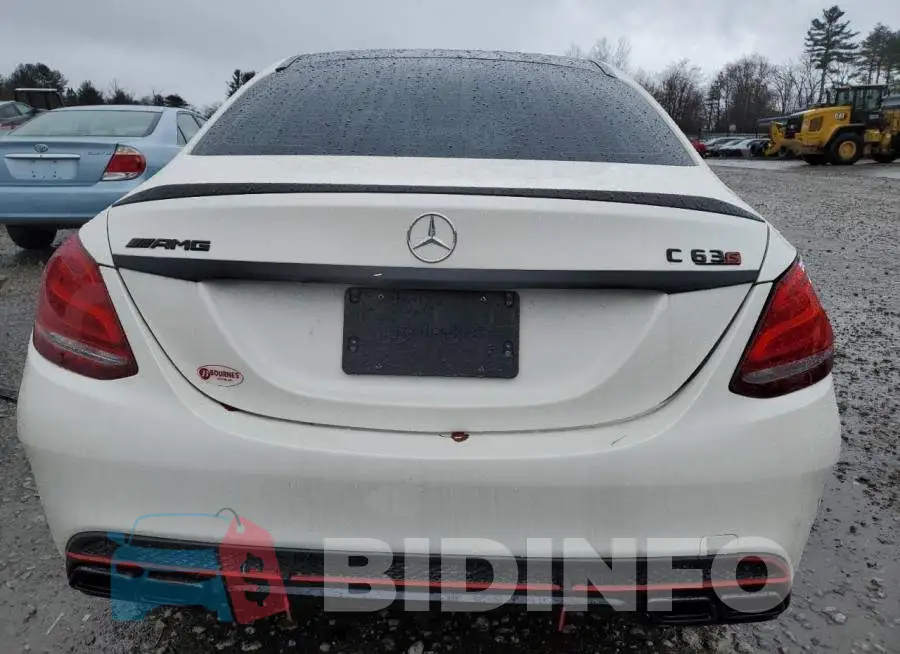 55SWF8HB8GU106526 Photo# 6