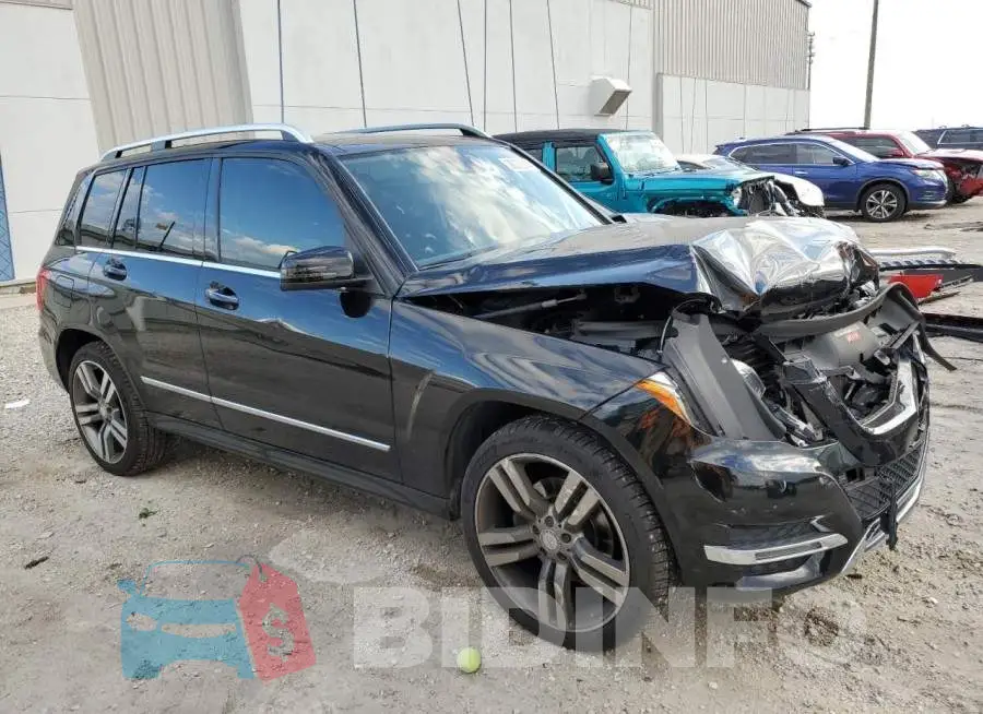 WDCGG5HB8FG352749 Photo# 4