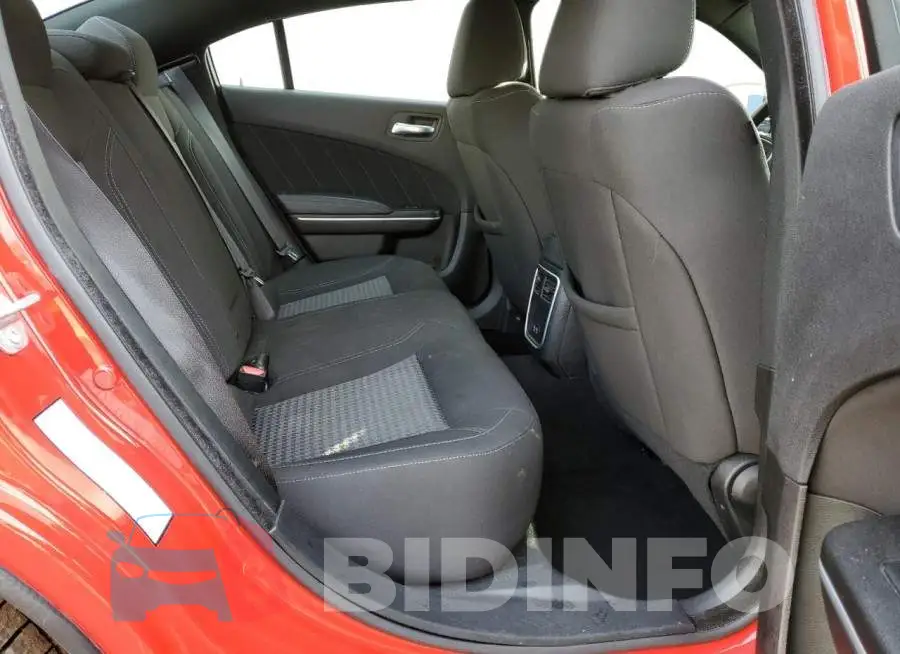 2C3CDXBG7PH510876 Photo# 10