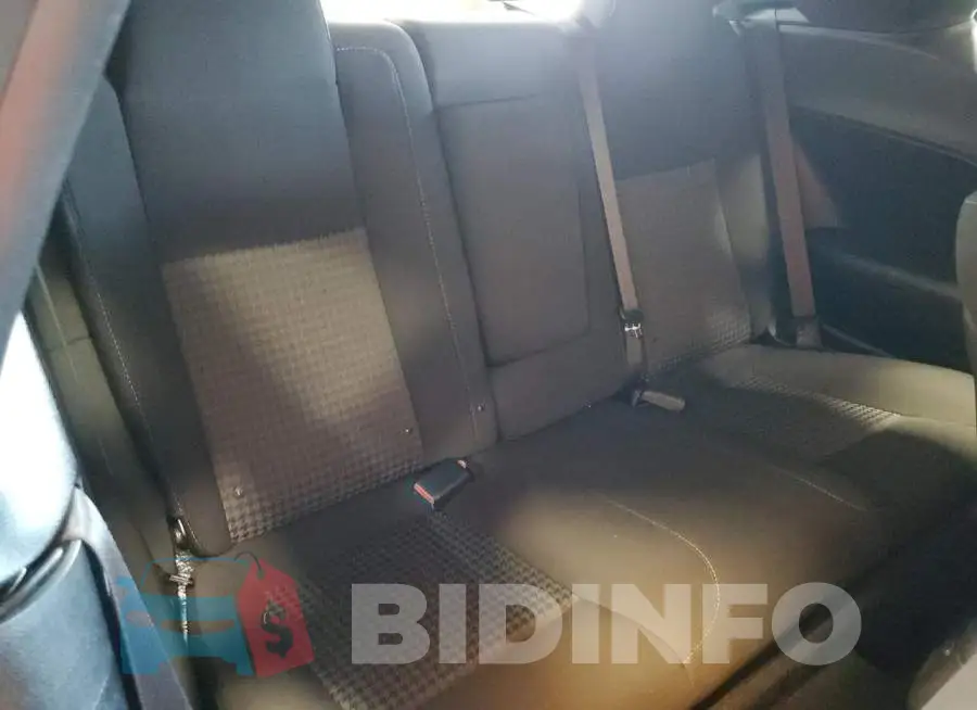 2C3CDZJG4PH526059 Photo# 10