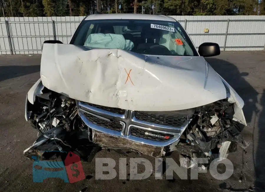 3C4PDCAB7LT261086 Photo# 5