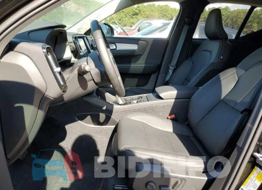 YV4162UK4M2428607 Photo# 7